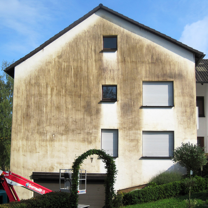 Vorher – schmutzige Fassade